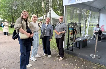 На одной из площадок фестиваля горожане смогли взять домой понравившиеся книжки